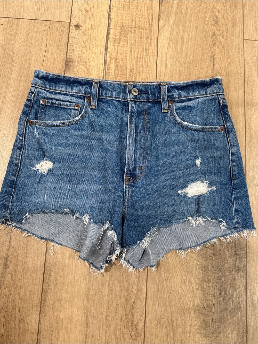 Abercrombie Denim Distressed High-Rise Women's Shorts - Medium Blue